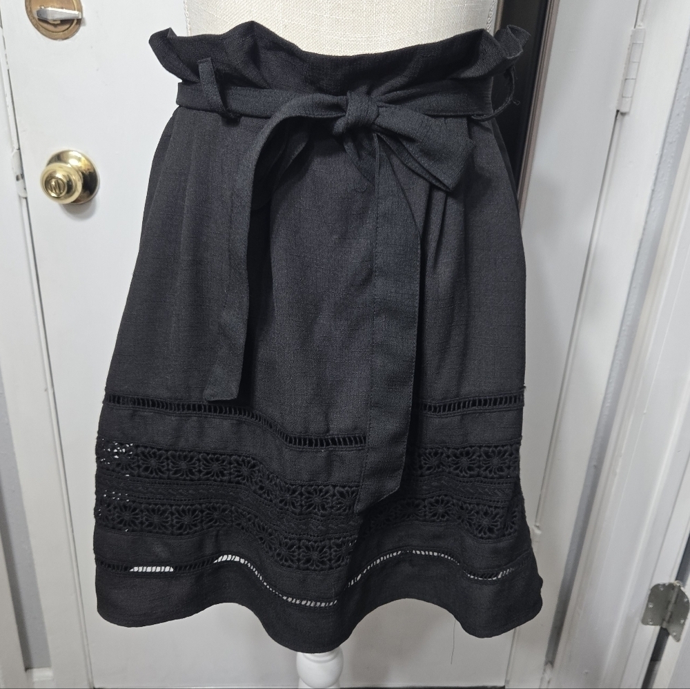 Blue Rain Paperbag Waist Skirt Embroidered Detail Sz M